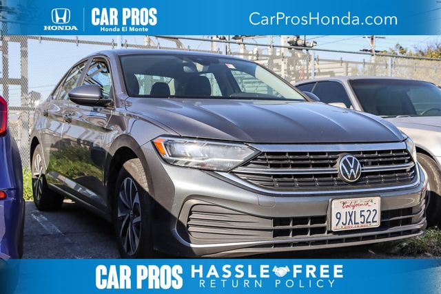 2023 Volkswagen Jetta S's photo