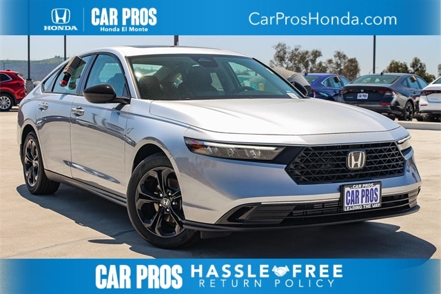 2025 Honda Accord SE's photo