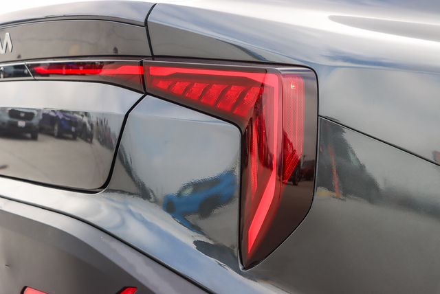 2025 Kia K4 LXS - Photo 9