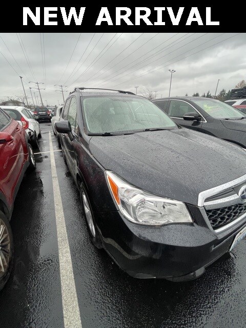 2014 Subaru Forester 2.5i Premium photo 2