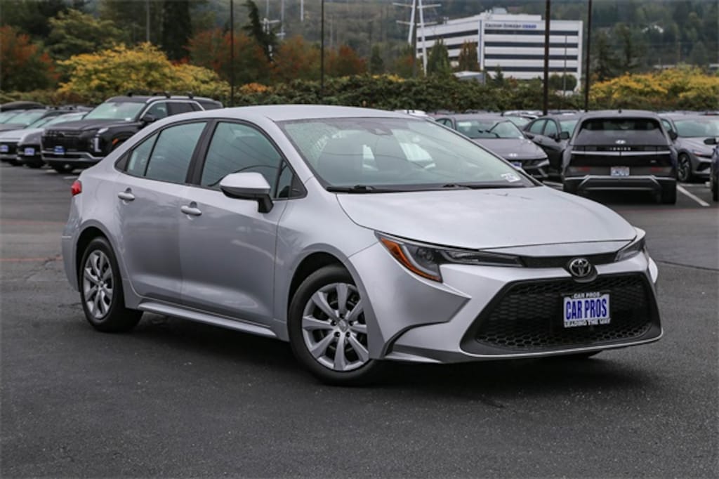 Used 2022 Toyota Corolla LE Sedan
