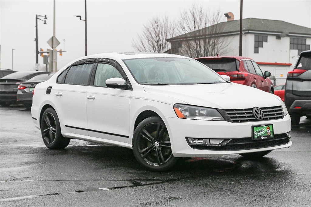 Used 2013 Volkswagen Passat SEL with VIN 1VWCM7A34DC105063 for sale in Renton, WA