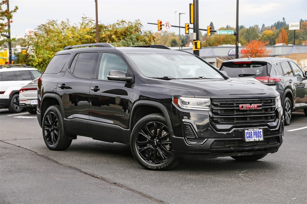 2022 GMC Acadia SLE's photo