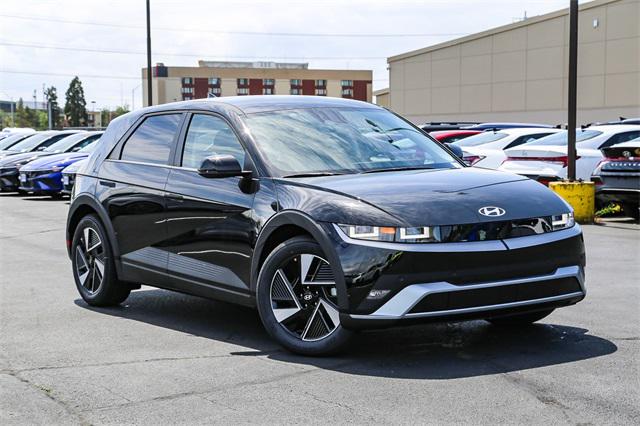 2025 Hyundai Ioniq 5 SE photo 2