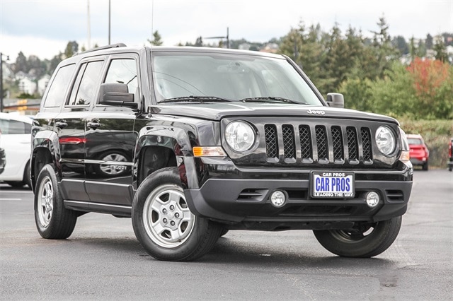 Used 2016 Jeep Patriot Sport with VIN 1C4NJRBB2GD786103 for sale in Renton, WA