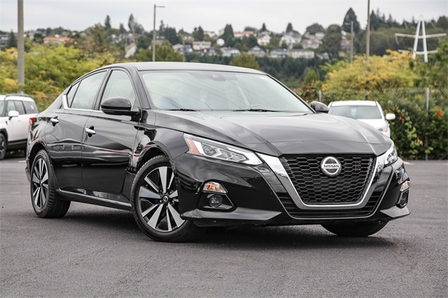 Used 2020 Nissan Altima SL with VIN 1N4BL4EV2LC163074 for sale in Renton, WA