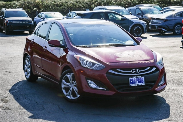 Used 2015 Hyundai Elantra GT Base with VIN KMHD35LH7FU241560 for sale in Renton, WA