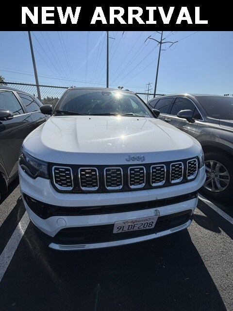2024 Jeep Compass Limited photo 2