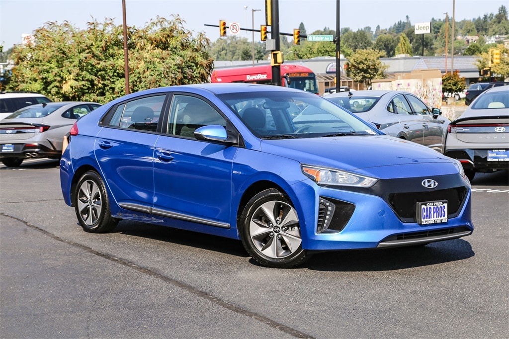 Used 2018 Hyundai IONIQ Base with VIN KMHC75LH7JU029430 for sale in Renton, WA