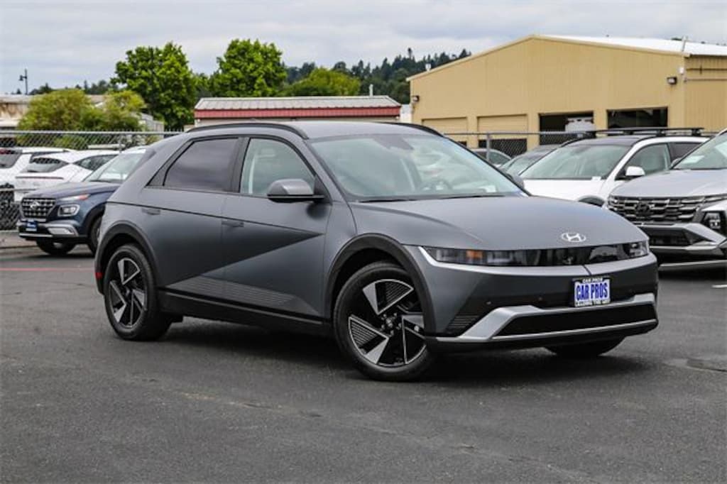 New 2025 Hyundai IONIQ 5 SEL SUV