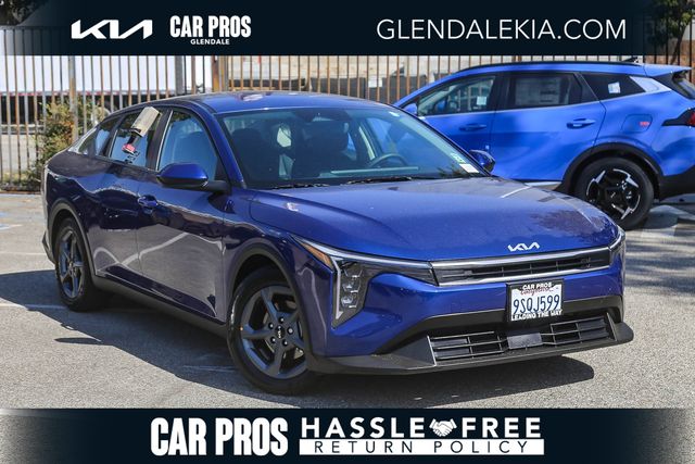 2025 Kia K4 LXS AT's photo