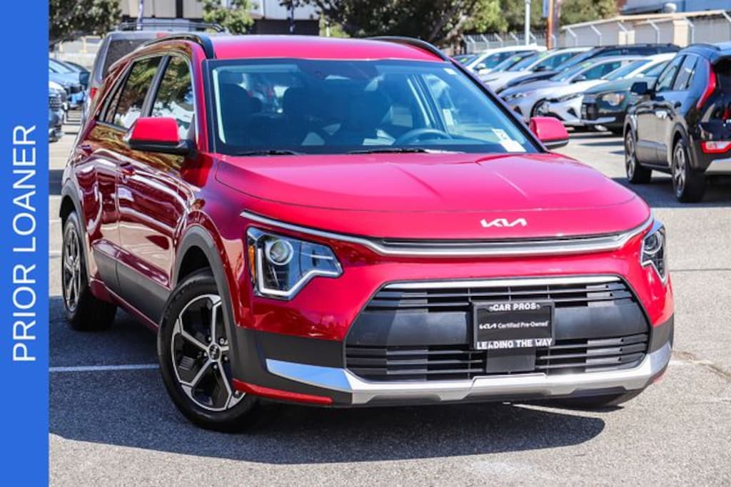 Certified 2025 Kia Niro EX SUV