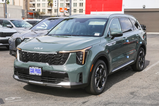 2026 Kia Sorento photo 3