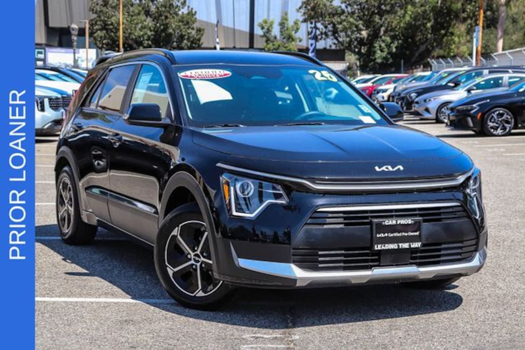 Certified 2025 Kia Niro EX SUV