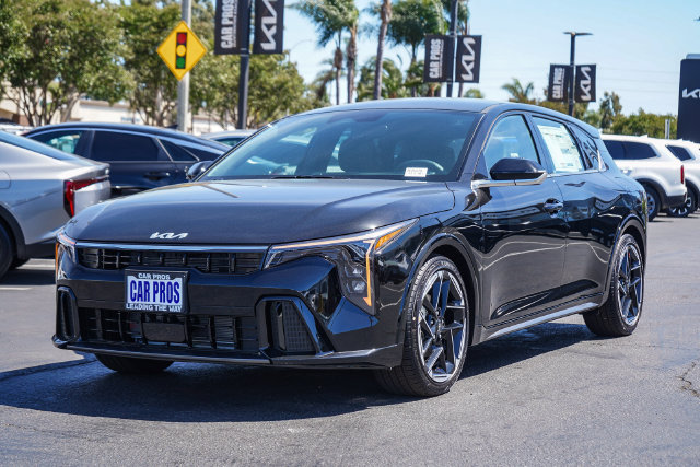 2026 Kia K4 photo 3