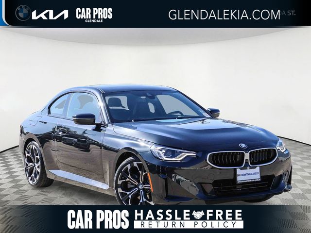 2025 BMW 2 Series 230i Coupe's photo