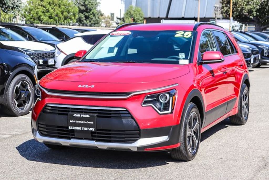 Certified 2025 Kia Niro EX SUV
