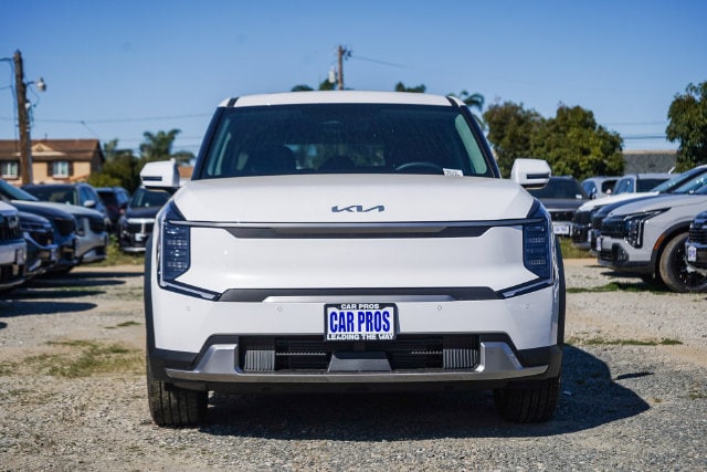 2026 Kia EV9 photo 3
