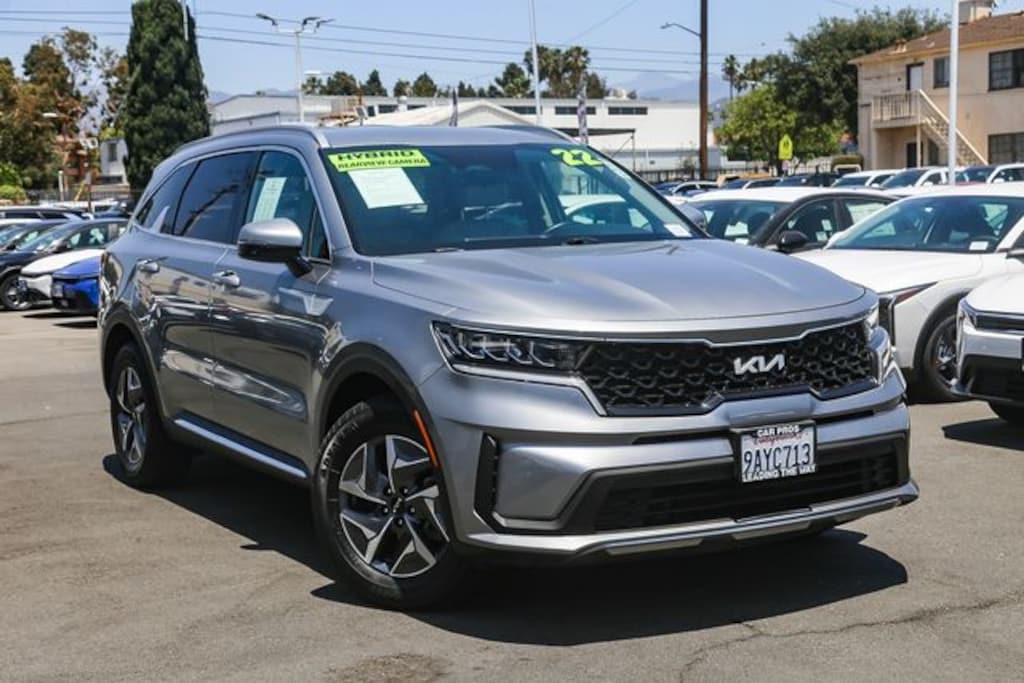 Used 2022 Kia Sorento Hybrid S SUV