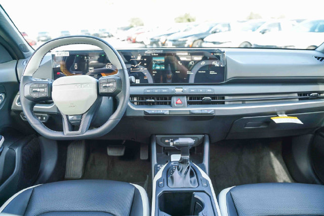 2026 Kia K4 photo 4