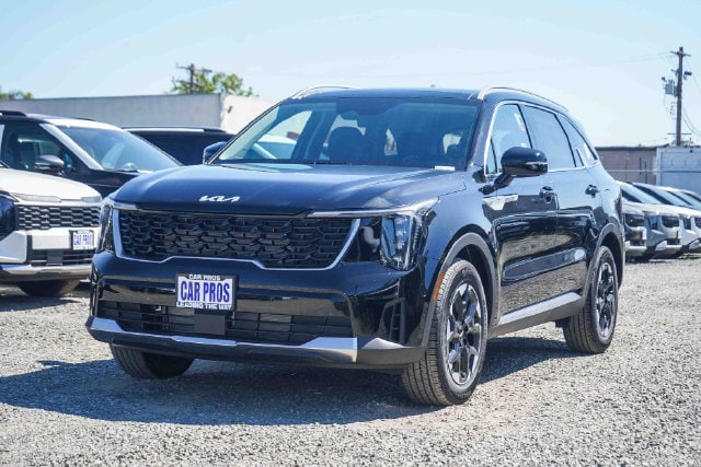 2026 Kia Sorento photo 3