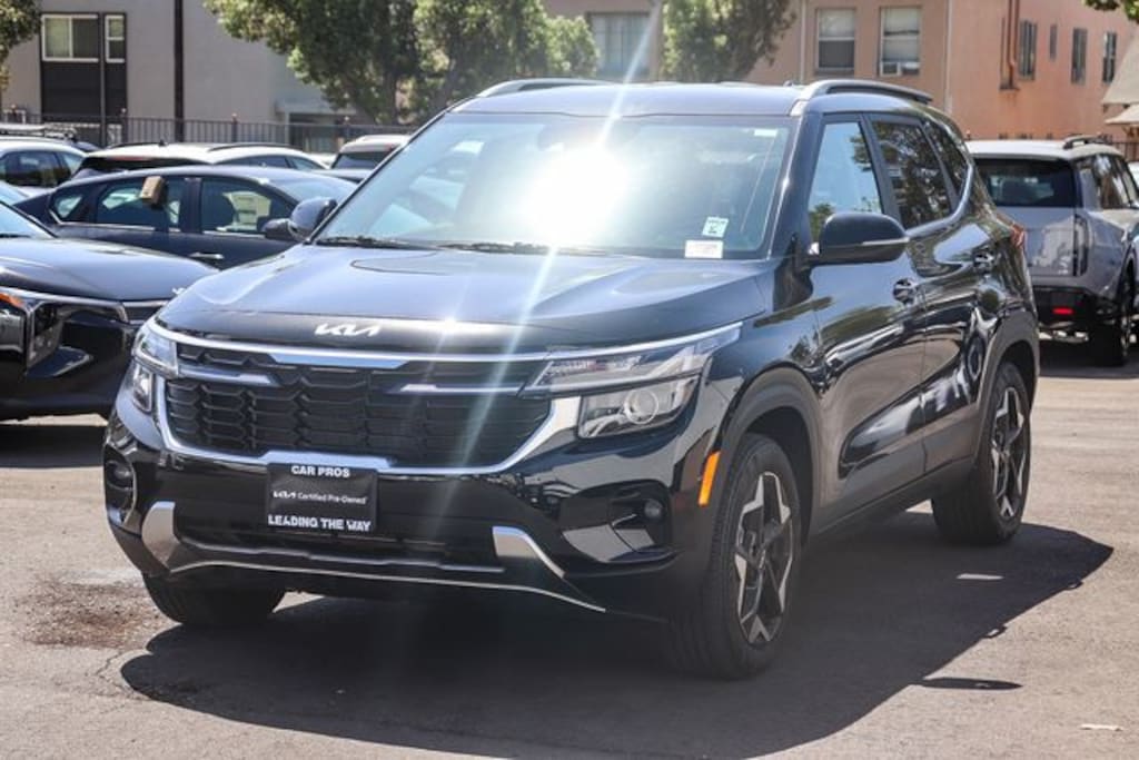 Certified 2025 Kia Seltos EX SUV