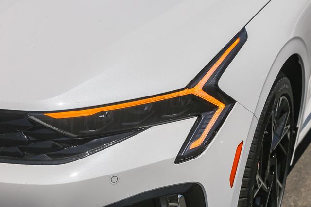 2026 Kia K5 GT-Line - Photo 13