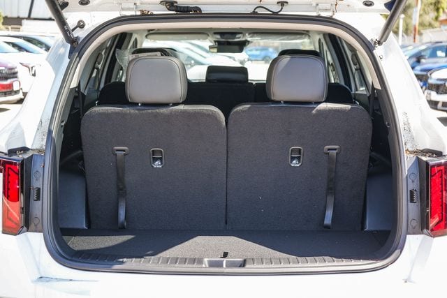 2026 Kia Sorento EX - Photo 28