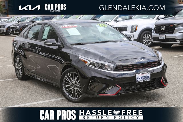 2023 Kia Forte GT-Line AT's photo