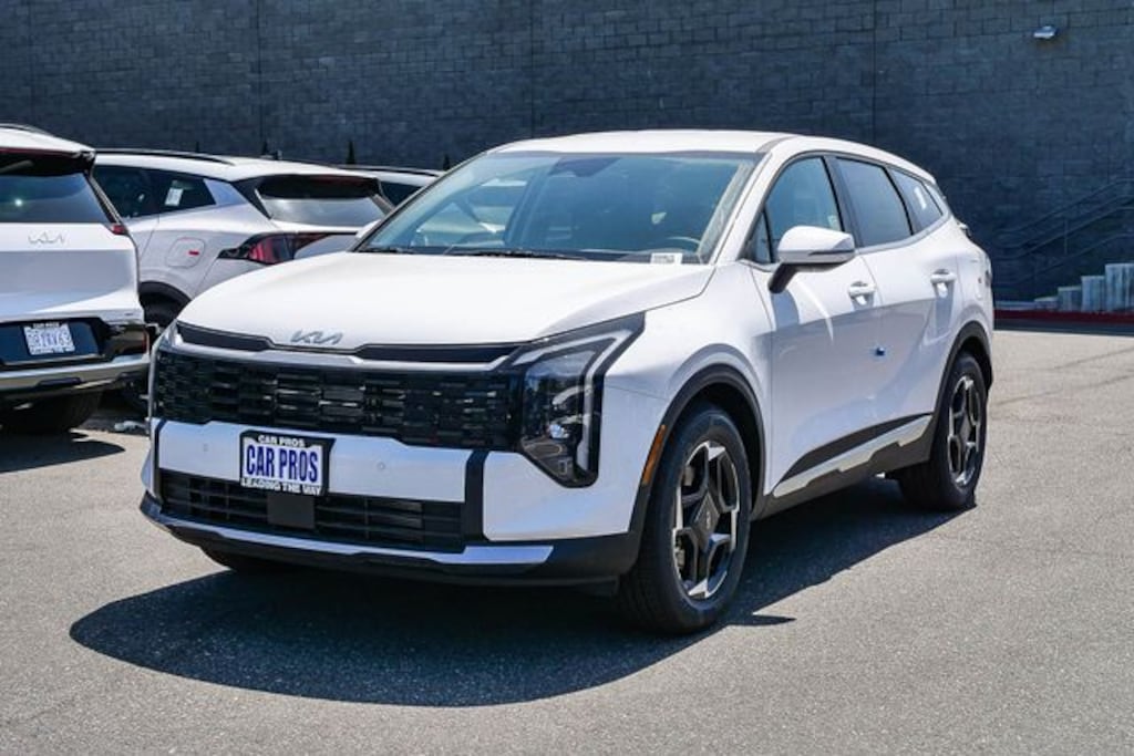 New 2026 Kia Sportage EX SUV