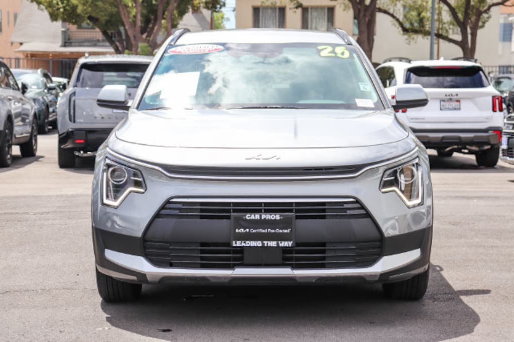 Certified 2025 Kia Niro EX SUV