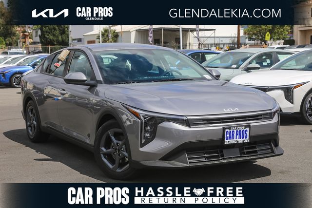 2026 Kia K4 LXS AT's photo