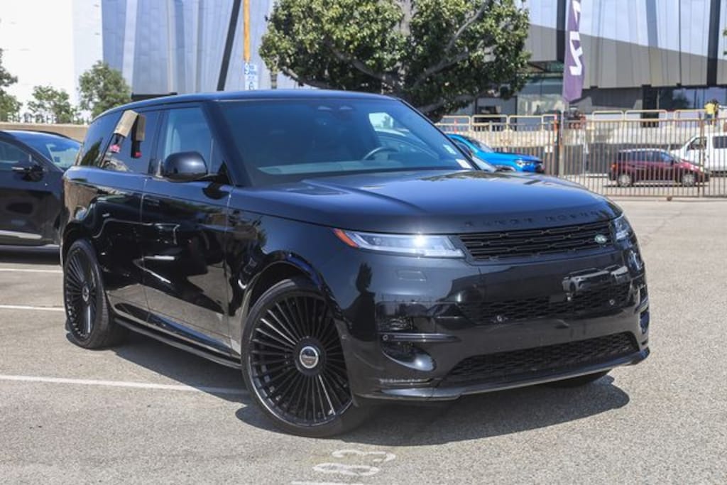 Used 2024 Land Rover Range Rover Sport Dynamic SE SUV