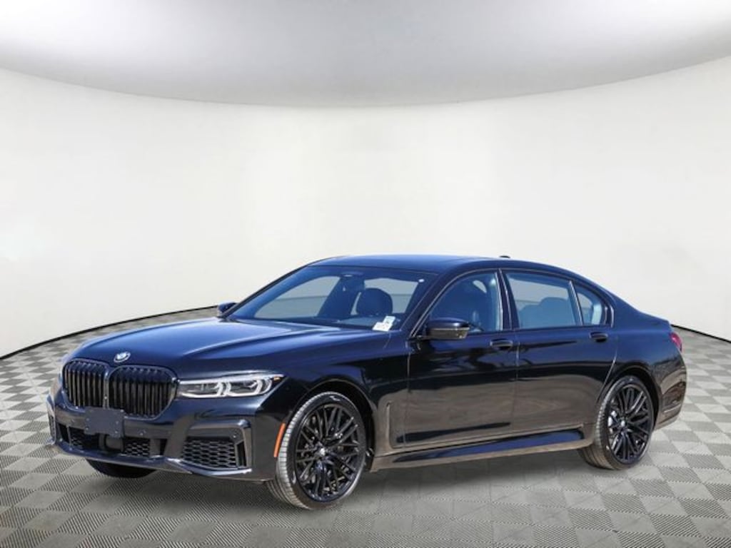 Used 2022 BMW 750i xDrive Sedan