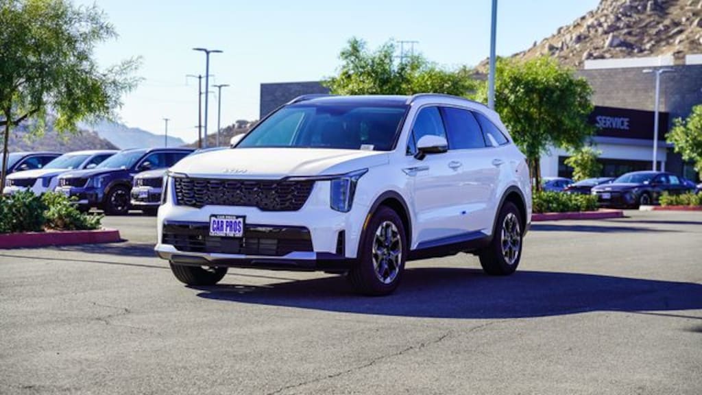 New 2026 Kia Sorento S SUV