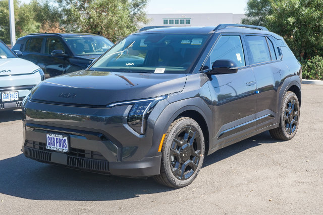 New 2027 Kia EV3 Wind SUV