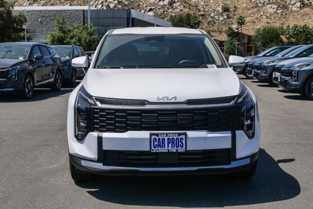 New 2026 Kia Sportage LX SUV
