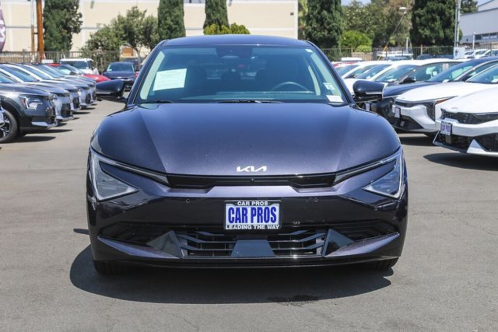 New 2025 Kia EV6 Wind SUV