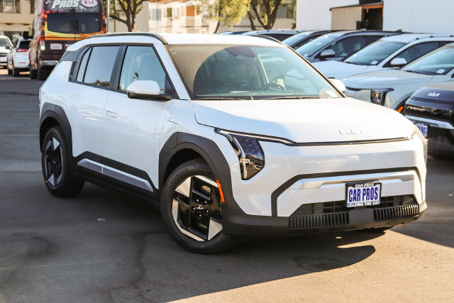  Kia EV3