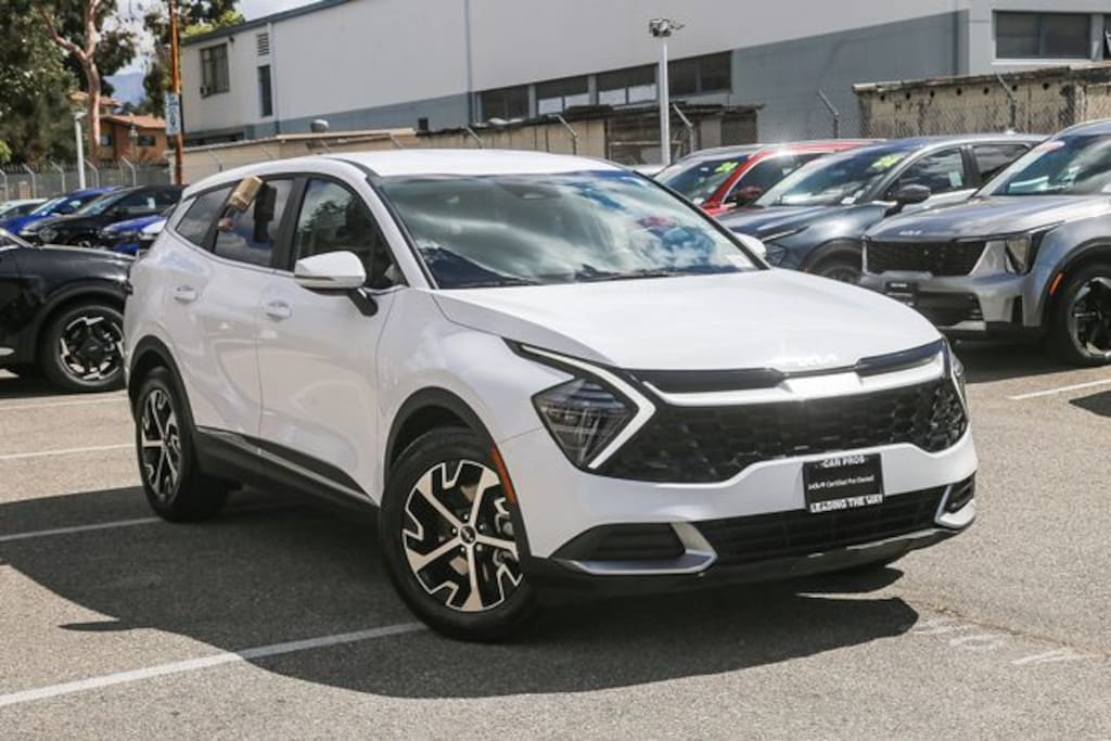 Certified 2025 Kia Sportage EX SUV