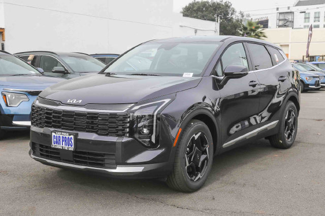 2026 Kia Sportage photo 3