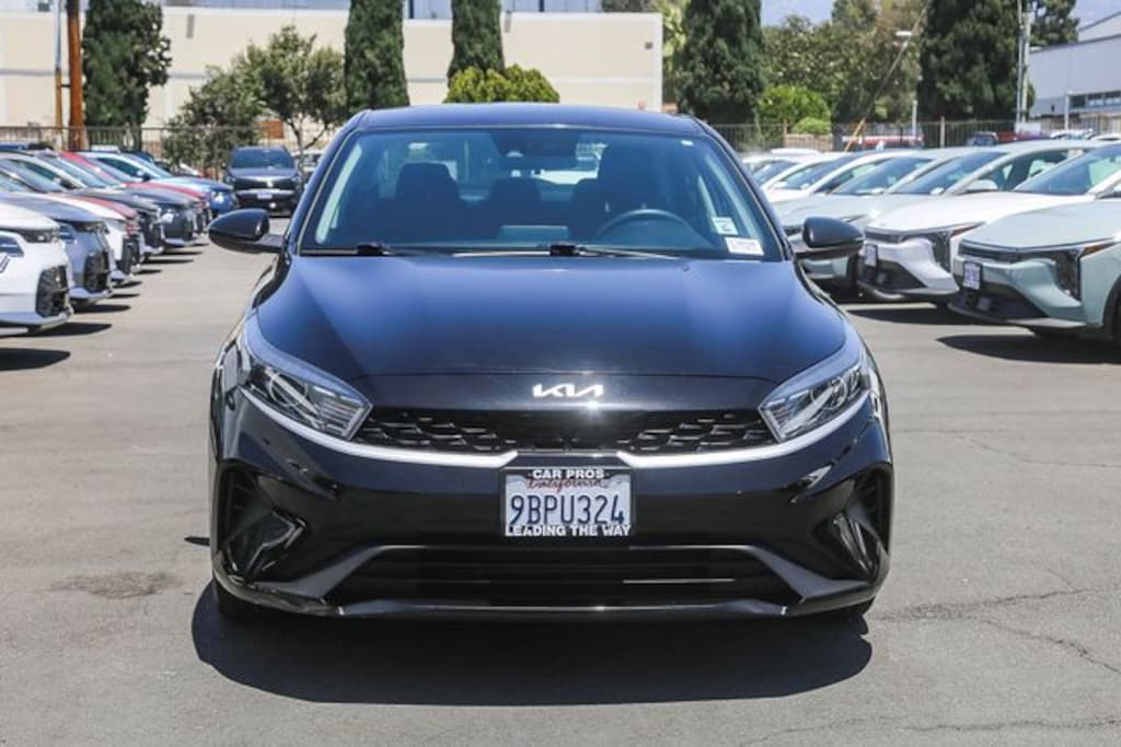 Used 2022 Kia Forte LXS Sedan
