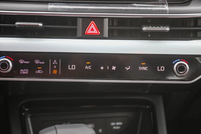 2026 Kia K5 photo 5