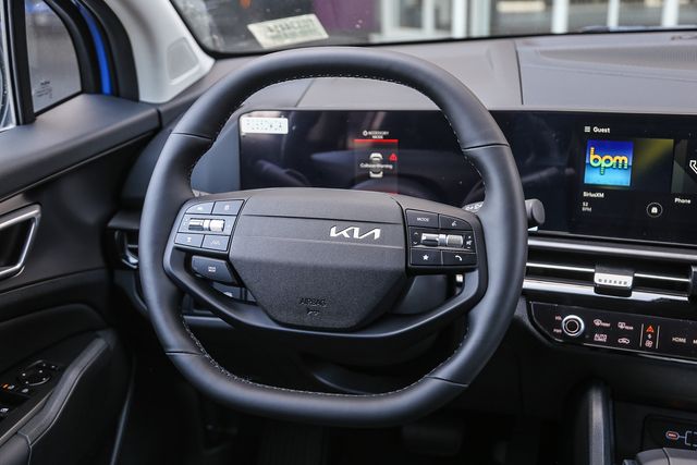 2026 Kia Sportage EX - Photo 8