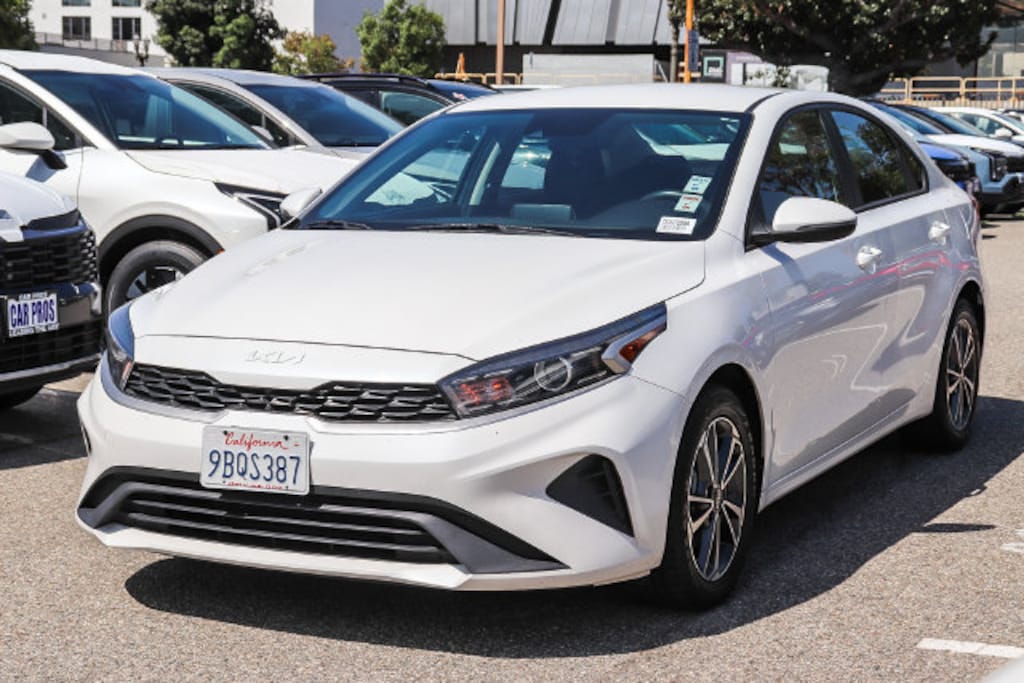 Used 2022 Kia Forte LXS Sedan