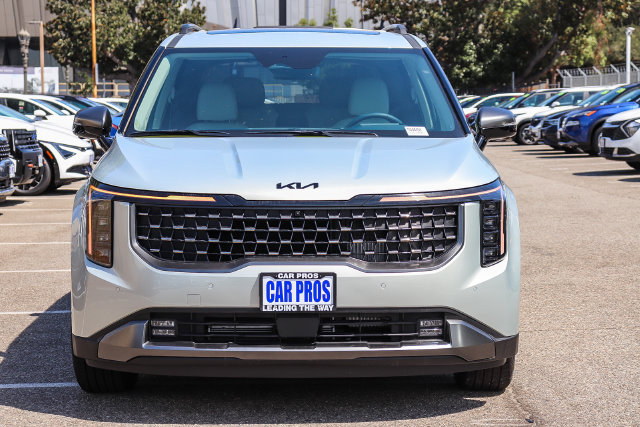 2026 Kia Carnival photo 3