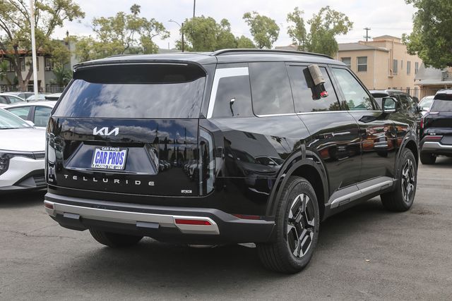 2027 Kia Telluride EX - Photo 17