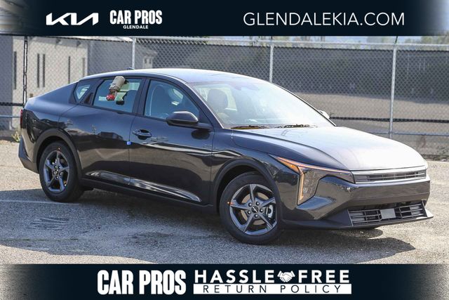 2026 Kia K4 LXS AT's photo