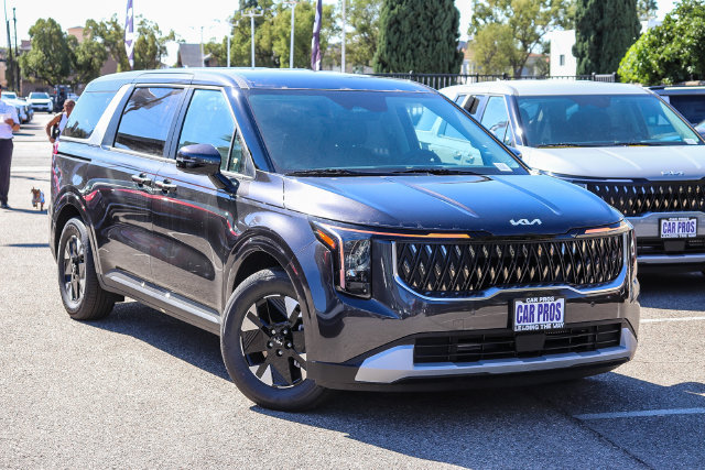 New 2027 Kia Carnival Hybrid LXS Van Passenger Van
