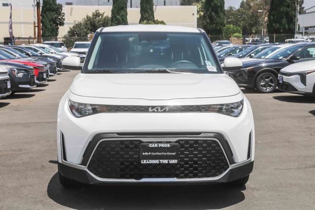 Certified 2024 Kia Soul LX Hatchback